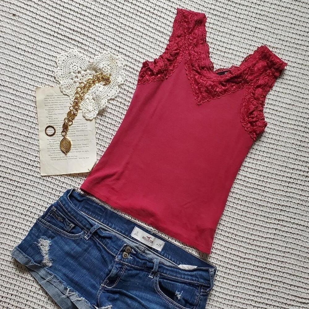 Styleco petite cami tank top with lace lining